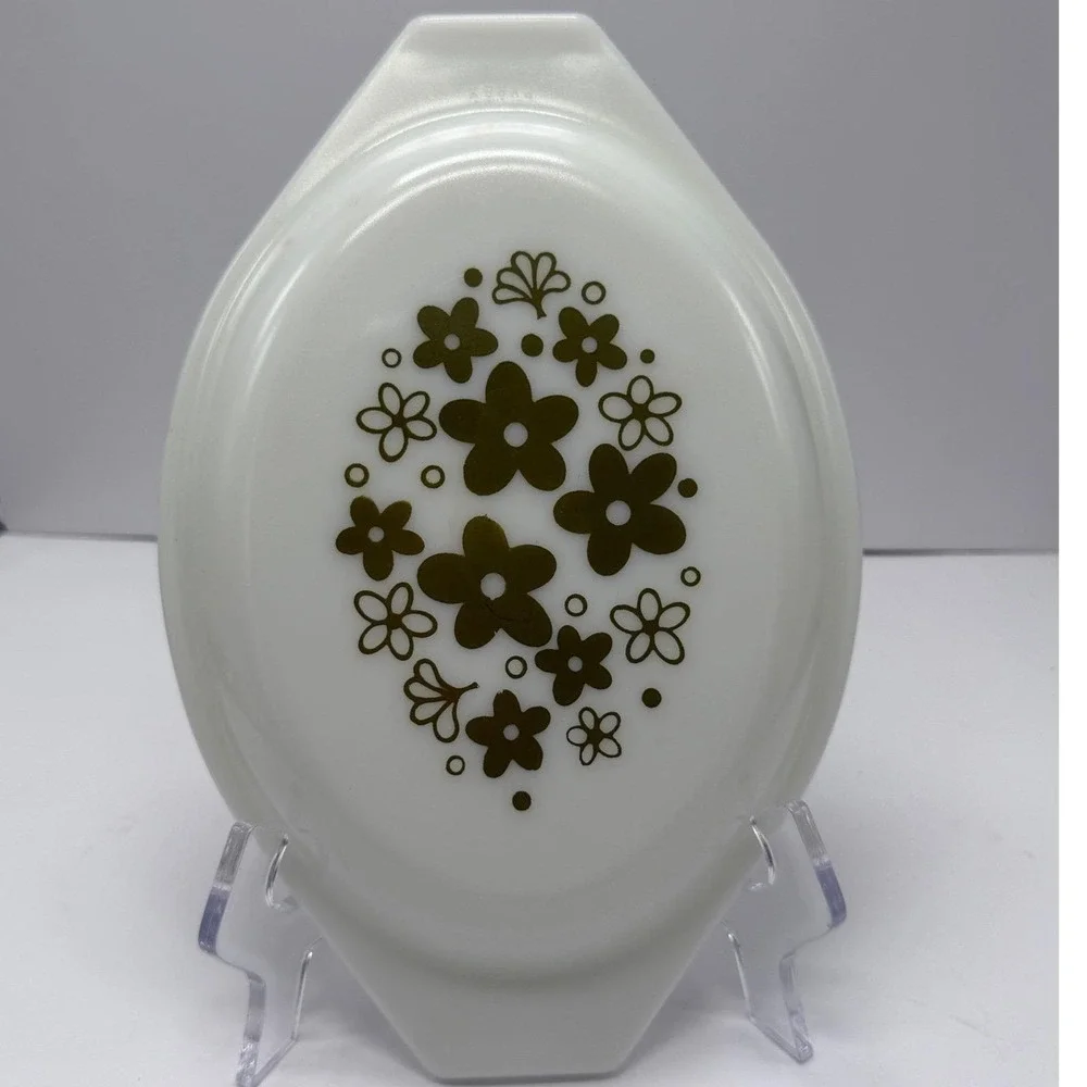 Pyrex Crazy Daisy Spring Blossom Green Oval LID Milk Glass Vintage